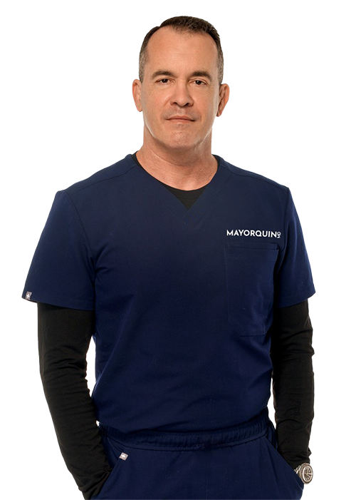web-mayorquin-arms-down-w-logo